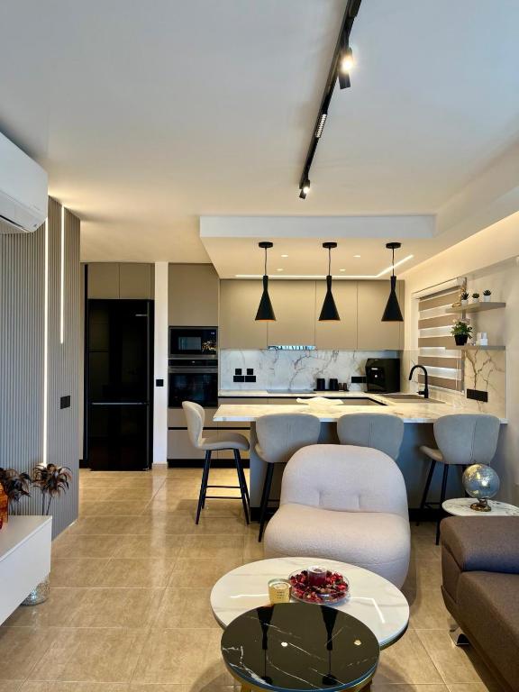 Sweet Luxury 2BR Nicosia City - B&B Nicosia