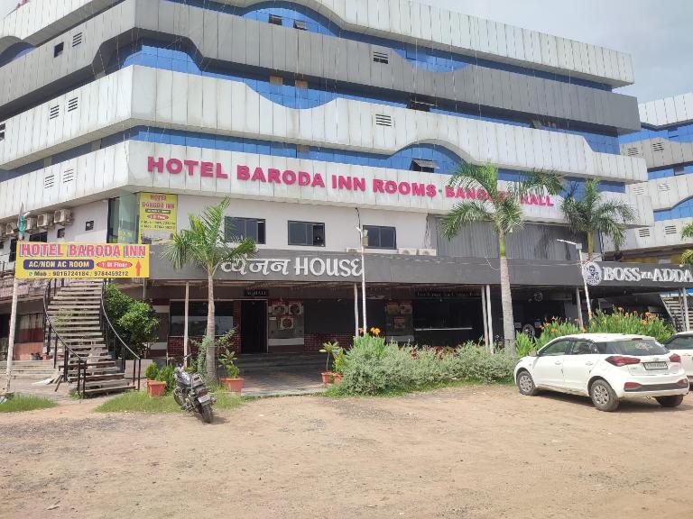 Hotel Baroda Rooms - Chambres d'hôtes Jāmb