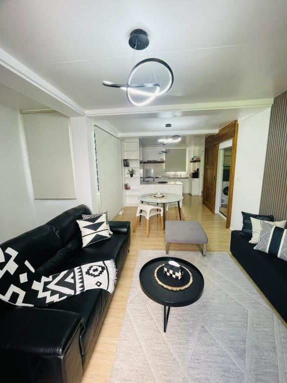 Gem 10 Gladstone -SuvaCBD 2 Bedroom - B&B Suva