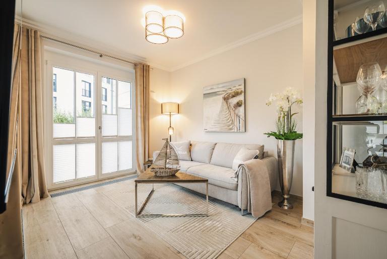 Logierhaus Friedrich WE 2 - "Strandrose" - B&B Zingst