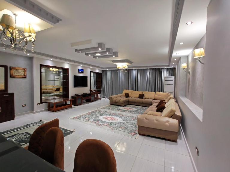 Maadi Apartment - 3 rooms ( Families Only ) - Chambres d'hôtes Le Caire