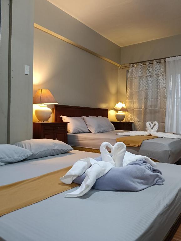 Baguio Vibes Staycation - Bed and Breakfast Baguio City