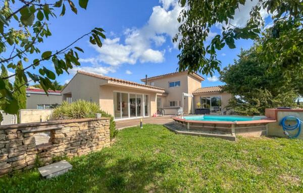 Villa de luxe MASADRIM aux portes d'Uzès - B&B Serviers-et-Labaume