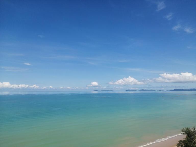Apartment on Beach, Stunning Views, Rayong - B&B Ban Phayun
