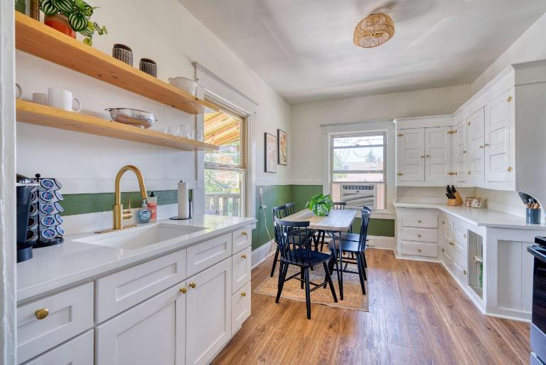 Stay Portland - Mt Tabor Retreat - Local Eateries - Shops - Bars - B&B Woodstock
