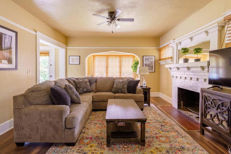 Stay Portland - Heart of Portland! Newly Remodeled, 99 Walk Score - B&B Portland