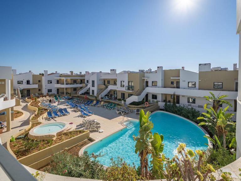 2BR Albur Village with Pool Balcony #1983 - B&B Alvor