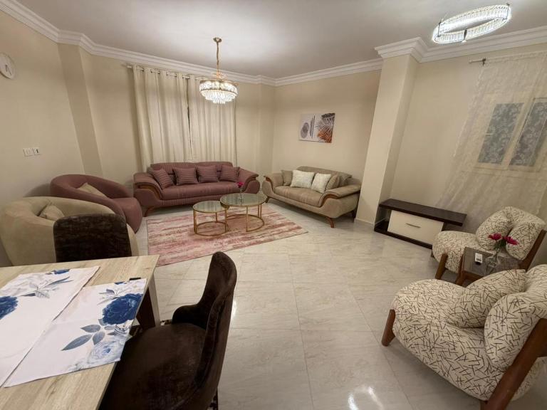 Family Apartment GuestS House - Bed and Breakfast Caïro
