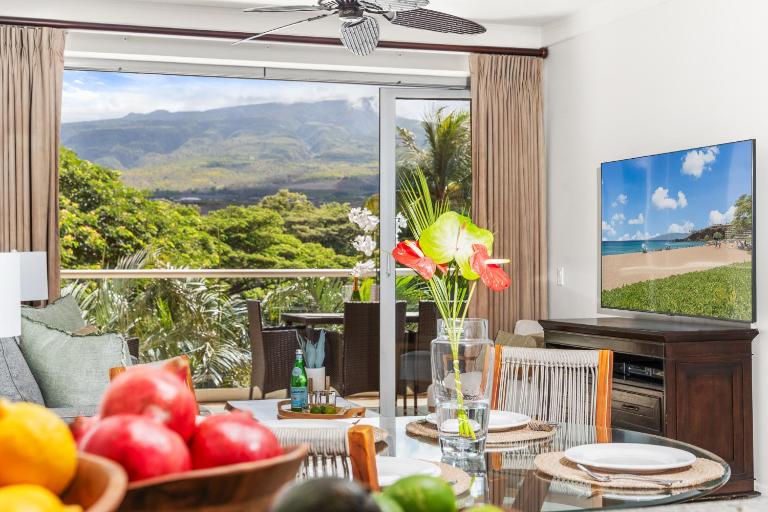Maui Luxury Mountain-View Villa at Honua Kai - B&B Lahaina