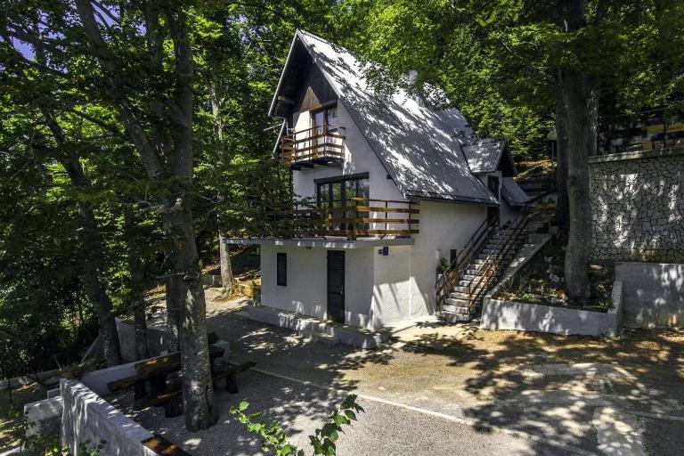 Holiday house with a parking space Zlobin, Gorski kotar - 15452 - Bed and Breakfast Zlobin