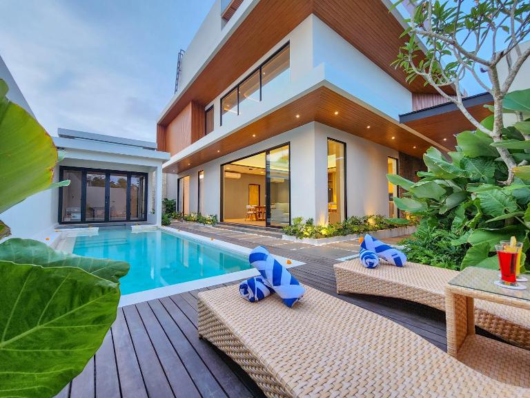 Casa Verano Jimbaran by Nagisa Bali - Ferienwohnung Jimbaran