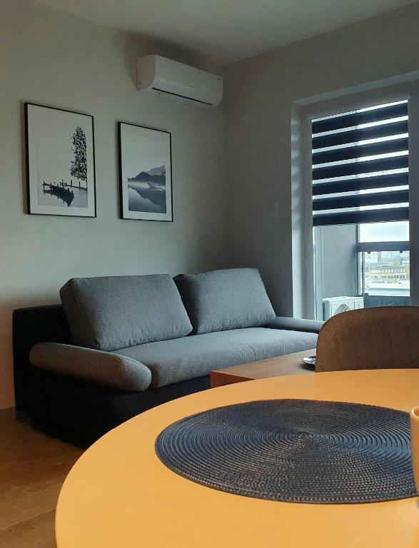 Apartament Plaza Tower 65, Parking free - Ferienwohnung Kielce
