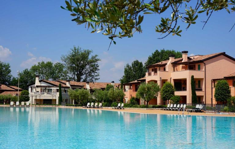 Casa Lolla Garda Resort Village - B&B Peschiera del Garda