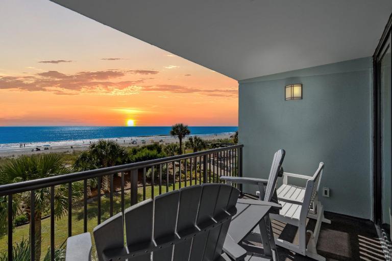 Carolina Dunes Unit 201 - Oceanfront - B&B Myrtle Beach