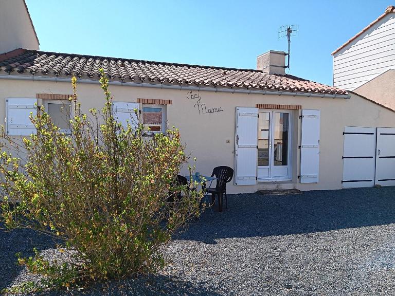 Maison calme pour 4 personnes avec jardin - FR-1-476-111 - B&B Grues