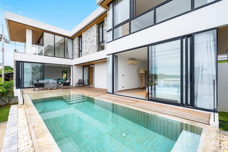 Exquisite 4-Bedroom Villa with Private Pool - The Bay C2 - B&B Choeng Mon Beach