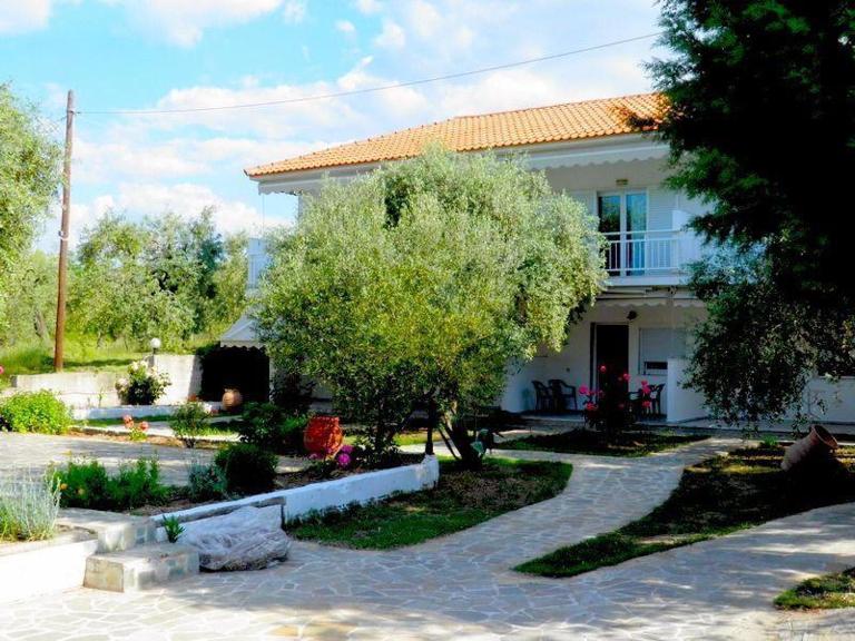 Asterias Studios - Bed and Breakfast Astrís