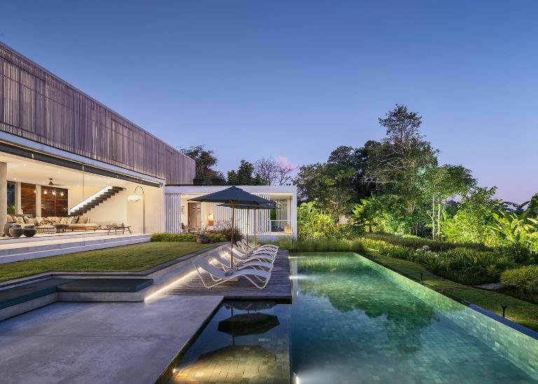 La Maison d'Ulysse - Luxury 4-Bedroom Villa with Pool in Canggu - Bed and Breakfast Kerobokan