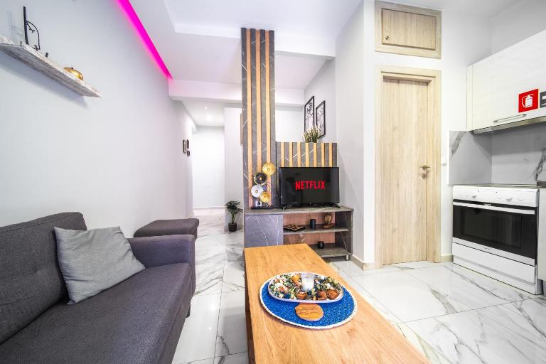 Project T Properties - B&B Salónica
