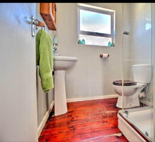 S&R Guesthouse - B&B Cape Town