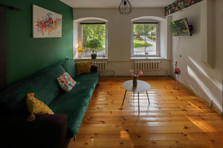 Pod Papugami - B&B Srebrna Góra
