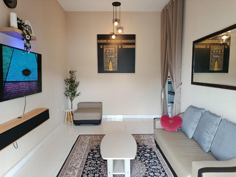 KNH Homestay - B&B Kangar