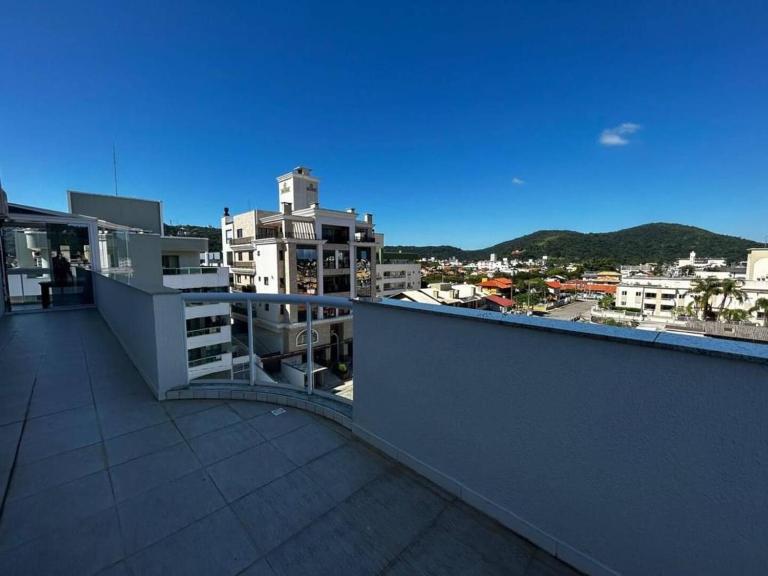 Cobertura Alba Rosa 3 suítes e 2 Box Garagem - B&B Bombinhas