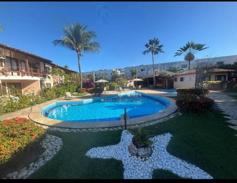 Condominio Villa Aurora, 150m da Praia de Taperapuam! - B&B Porto Seguro