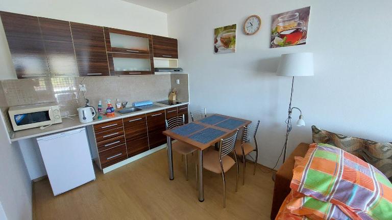 Apartman SUNNY - Ferienwohnung Podhájska