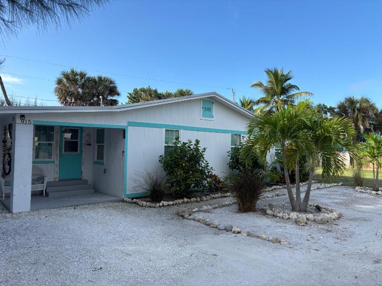 Barefoot Bungalow - B&B Sanibel