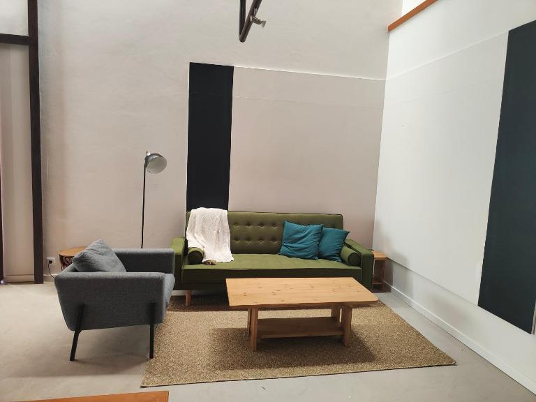 Bright & Unique Loft in the Heart of Azeitão - Ferienwohnung Azeitão