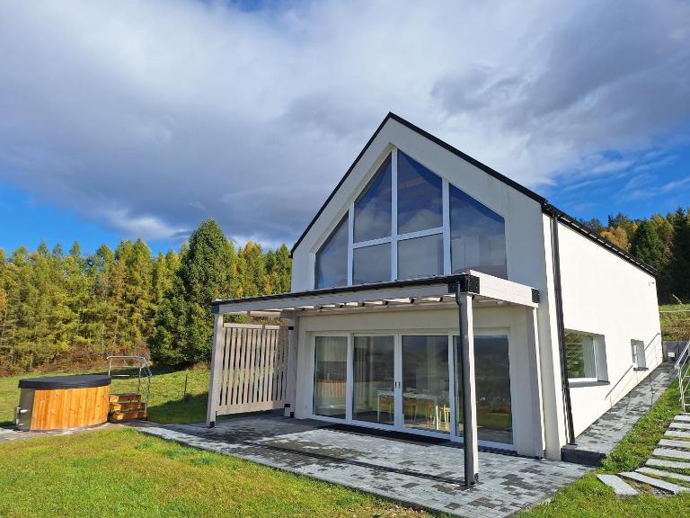 Willa Agrestówka z balią na wyłączność - B&B Milówka