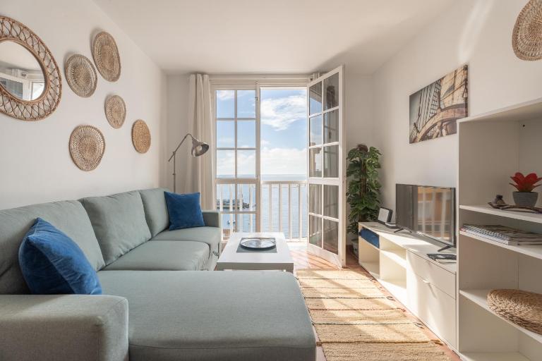 Two bedroom apartment with sea view in Los Abrigos - B&B Los Abrigos