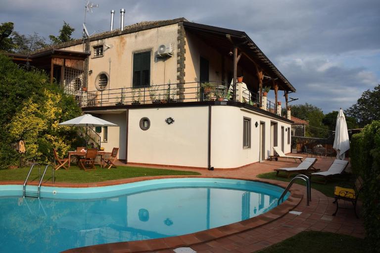 Papà Vulcano - Oasi di Pietra - Bed and Breakfast Ragalna