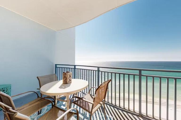 Sterling Breeze 1103 by Emerald Coast Retreats - B&B Panama City Beach