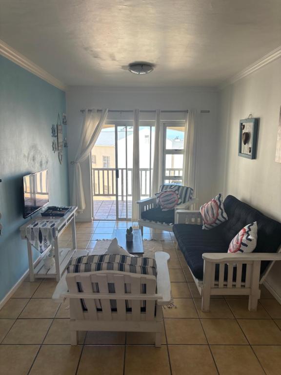 Sunset Heights, Sondela Close, Self Catering - B&B Langebaan