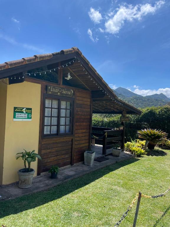 Pousada Luar da Serra Lumiar - Bed and Breakfast Nova Friburgo