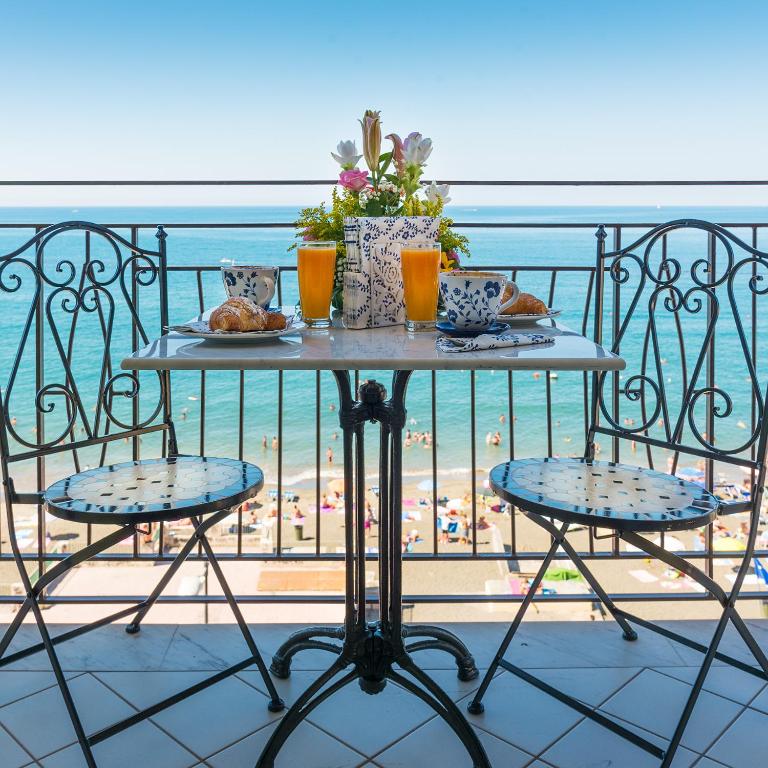 B&B Tramonto Sul Mare - Bed and Breakfast Salerno