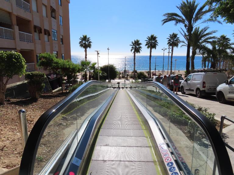 Pizarro Apartment - B&B Villajoyosa