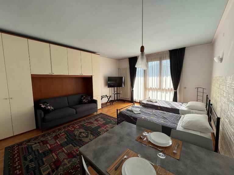 OTB Italia 1 - Luminoso appartamento tra Venezia e Treviso con Terrazza e Posto auto Coperto - Ferienwohnung Preganziol