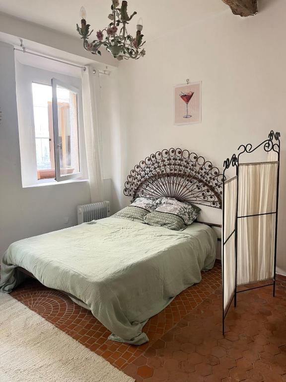 Appartement atypique pour 2 personnes - B&B Aups