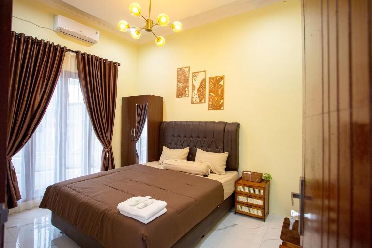 By The Padi - Homestay - B&B Padang