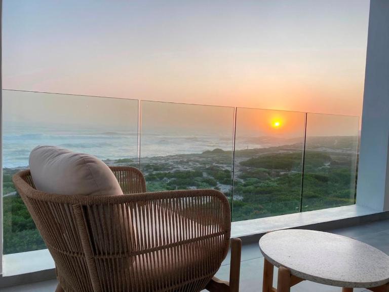 Ocean Dream Beach Villa - B&B Yzerfontein