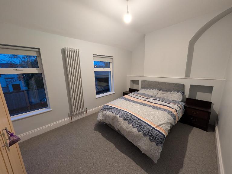 Quiet Private Room in Prime Location - B&B Londonderry
