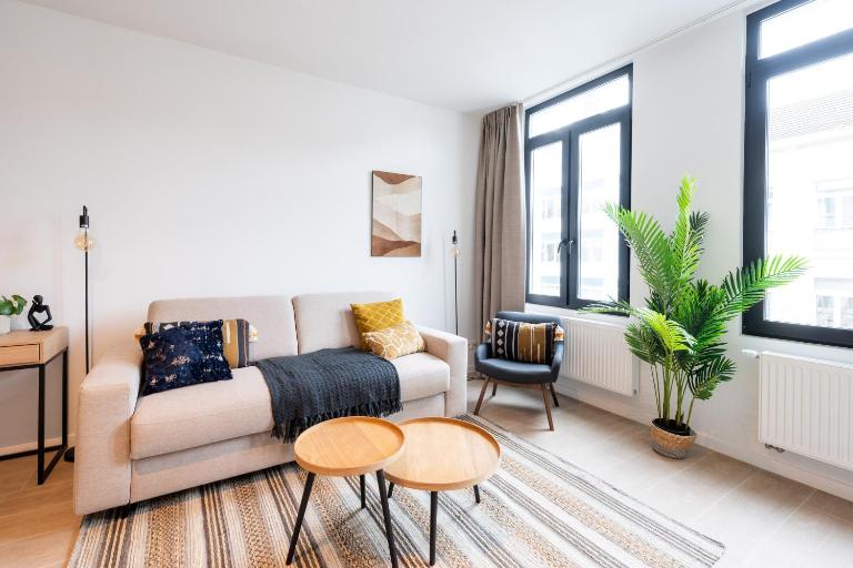 Modern 6-Guest Apartment in Central Antwerp - B&B Amberes