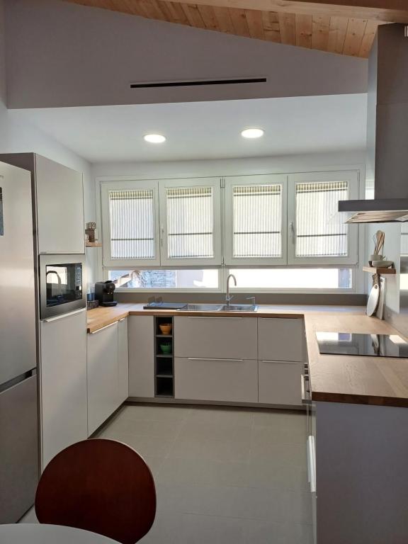 FeelhomeVIC. Ático con terraza en centro histórico - B&B Vic