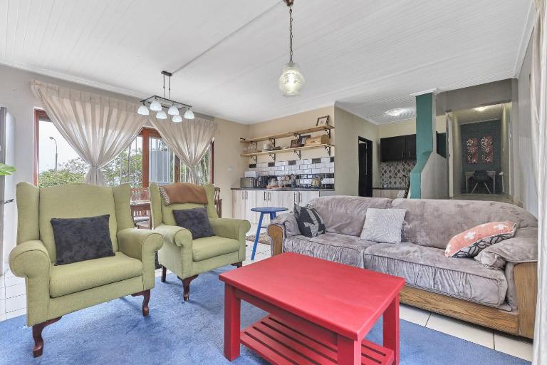 The Cozy 2 bedroom Apartment - Chambres d'hôtes Roodepoort