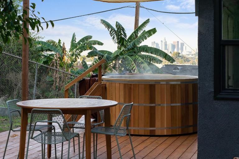 Hillside House with DTLA Views - B&B Los Angeles