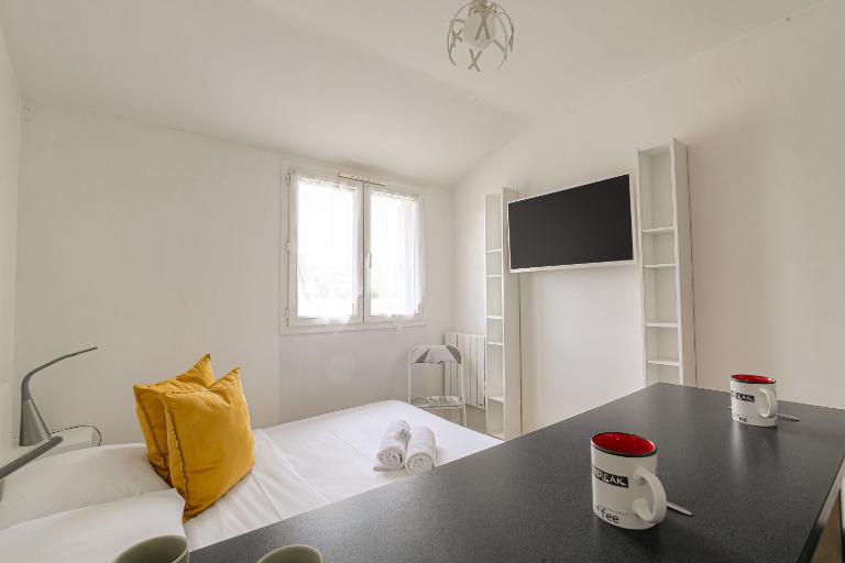 Studio tranquillité-Parking-Proche de la Doua - Ferienwohnung Villeurbanne