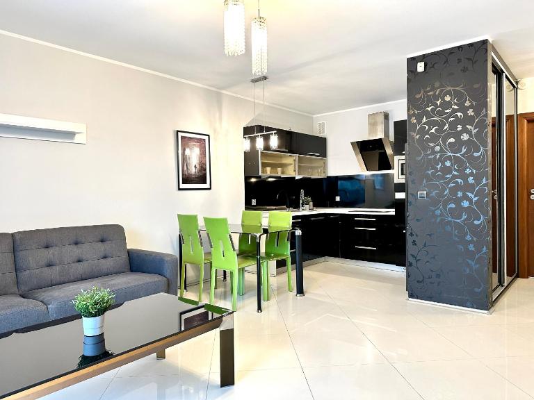 Lubczykowa Gdynia Dąbrowa & free parking - B&B Gdynia